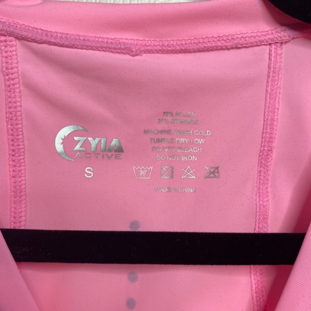 Pink T - Picture 3 of 3